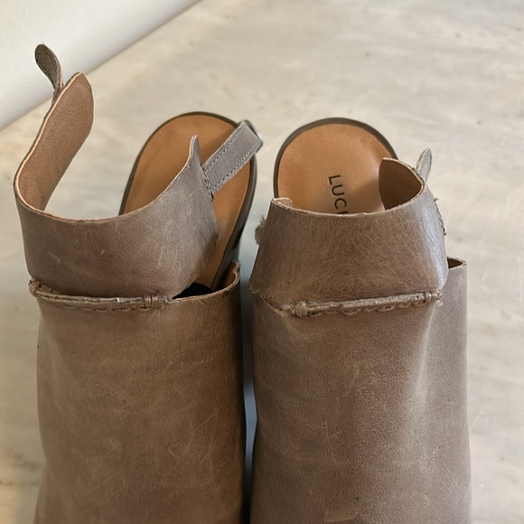 Lucky brand, gray sandals in leather - Picture 4 of 5